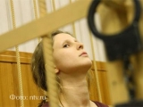 20.03.2012. Ārvalstīs: Maskavas tiesa patur apcietinājumā pankgrupu, kas baznīcā uzstājoties protestējusi pret Putinu (video/ziņa)