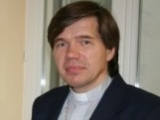 16.03.2012. Latvija Rīga. Mācītājs Guntis Kalme: 16.marts pieminēt un godināt