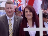 Anglija: BRITAIN FIRST veikusi protesta gājienu “Tiesiskumu terorisma upuriem!”