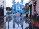 “Džoisas Meijeres kalpošana”: Kristieši praktiski palīdz pārpludinātajos Peru krastos